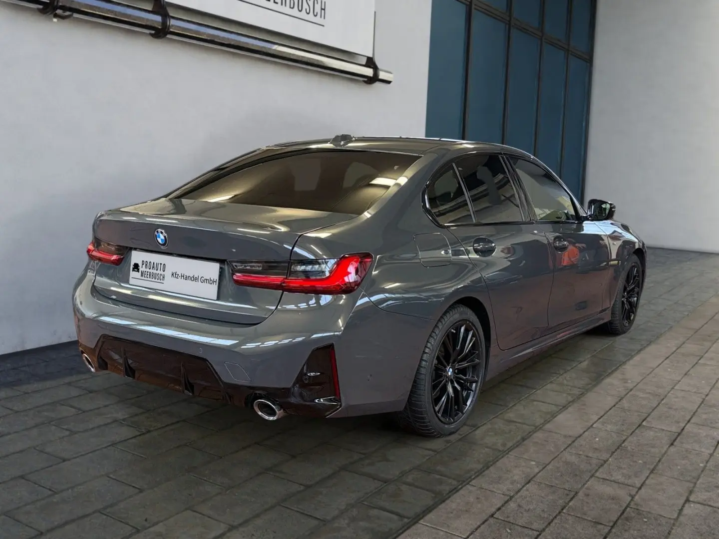 320i M Sport ADAPTLED/GLASDACH/360°/HIFI/HUD