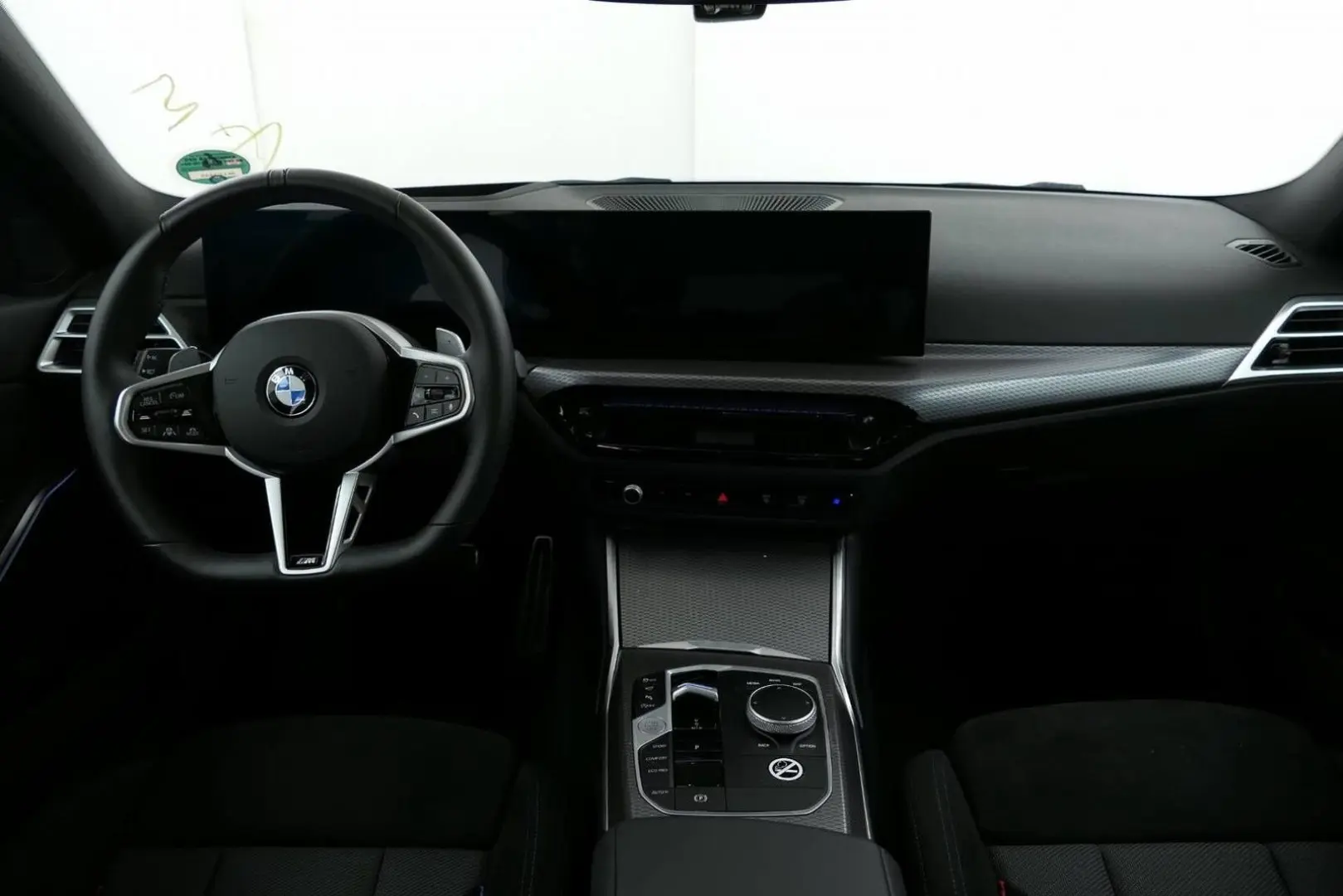 320i M Sport ADAPTLED/GLASDACH/360°/HIFI/HUD