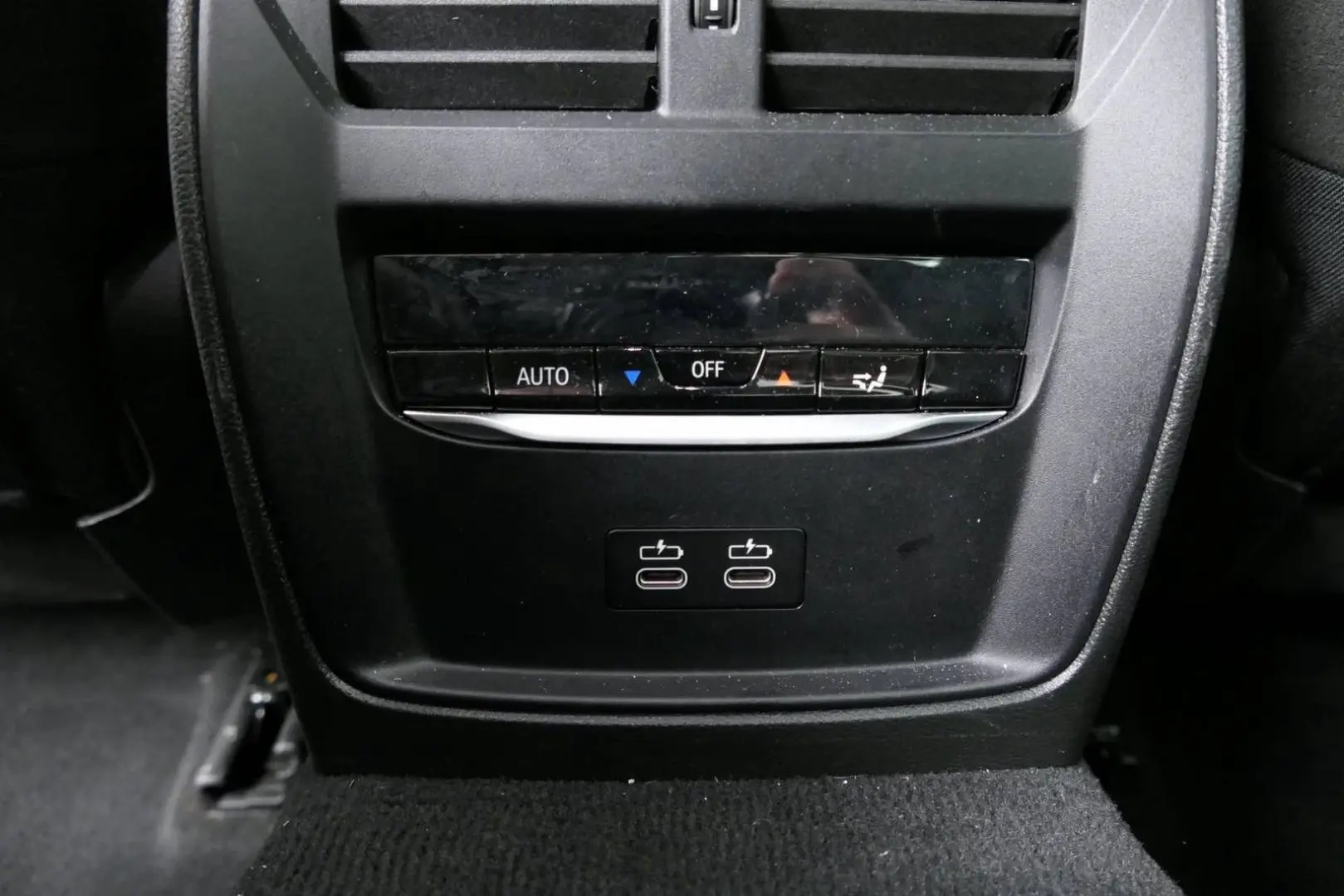 320i M Sport ADAPTLED/GLASDACH/360°/HIFI/HUD