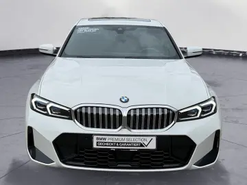 320d M Sport Navi Klima PDC Kamera HiFi AHK Glas
