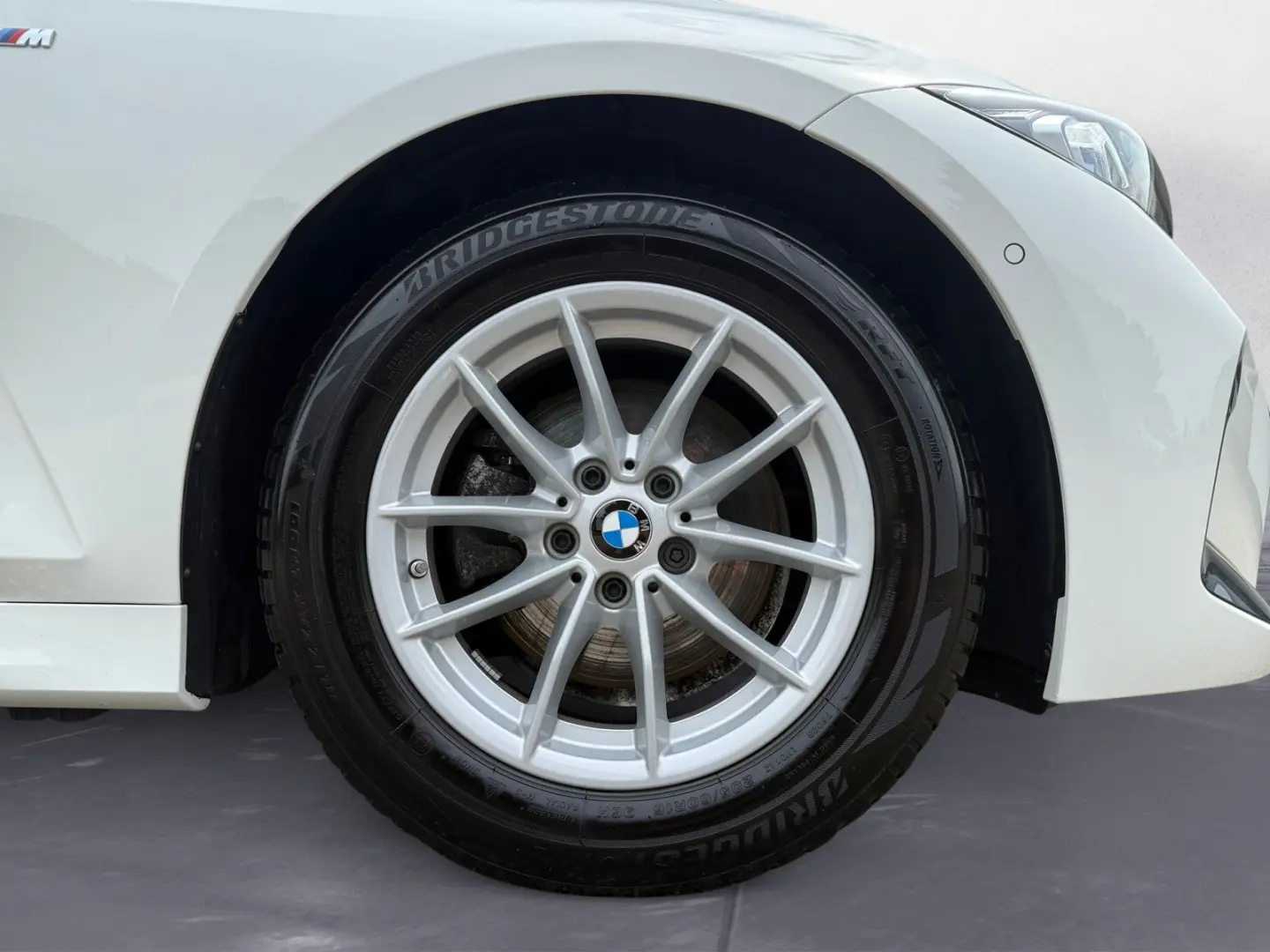 320d M Sport Navi Klima PDC Kamera HiFi AHK Glas