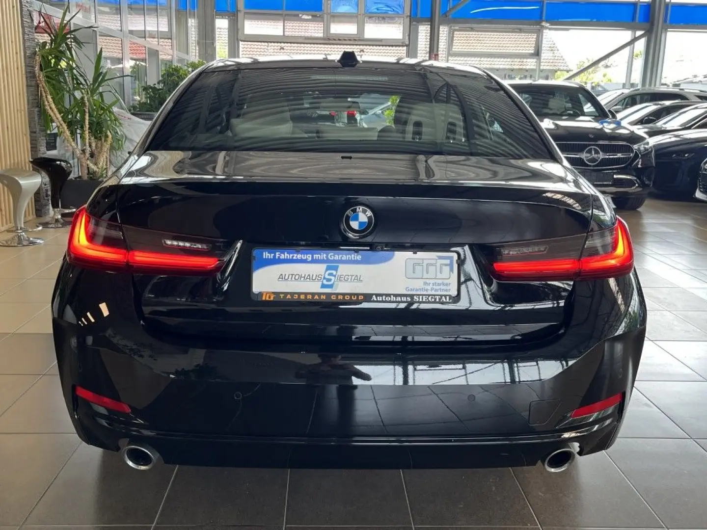 318 i Harman/Kardon 360°Cam LED Leder digCockpit