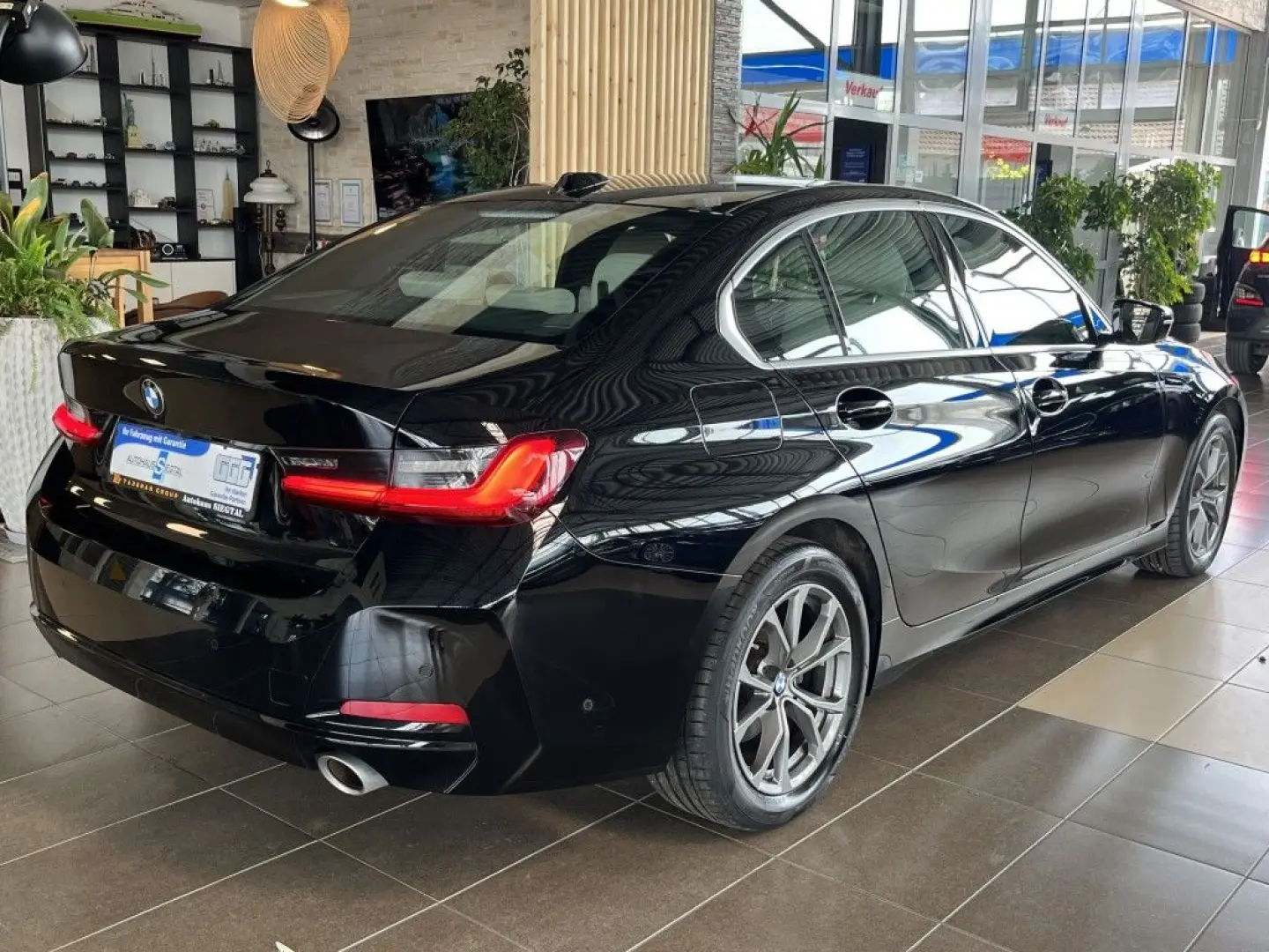 318 i Harman/Kardon 360°Cam LED Leder digCockpit