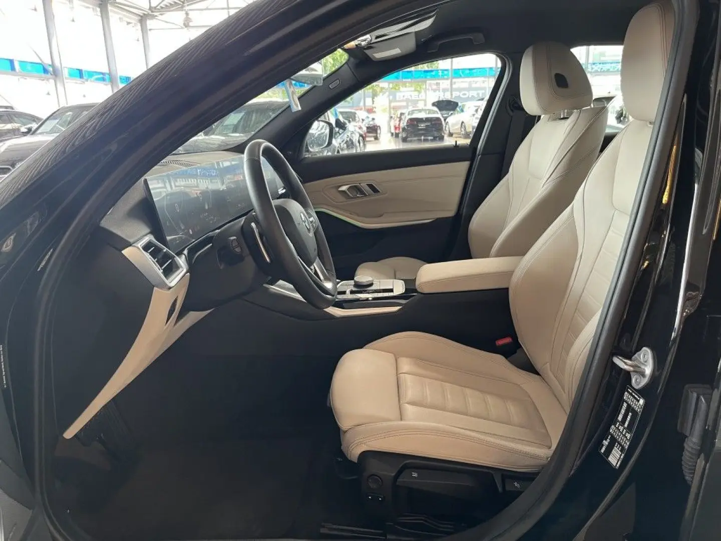318 i Harman/Kardon 360°Cam LED Leder digCockpit