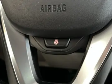 318 i Harman/Kardon 360°Cam LED Leder digCockpit