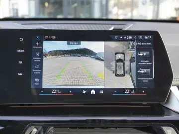 X1 sDrive18i xLine AHK Sportsitze HeadUp Kamera