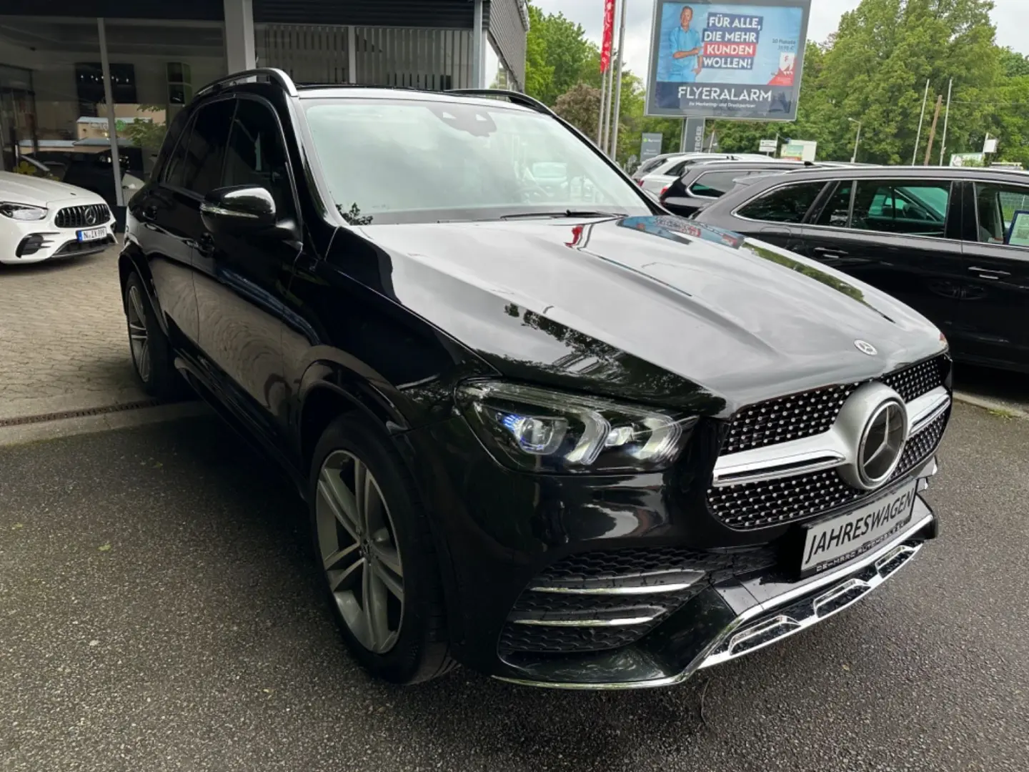 GLE 300 MBUX 4Matic Panorama AHK AMG MULTIBEAM