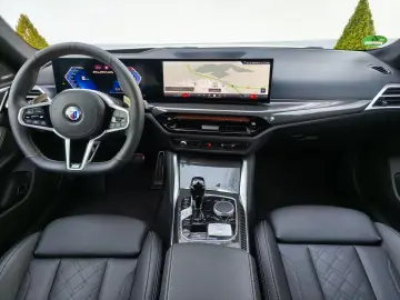 B4 GT Gran Coupé SWITCH-TRONIC Allrad