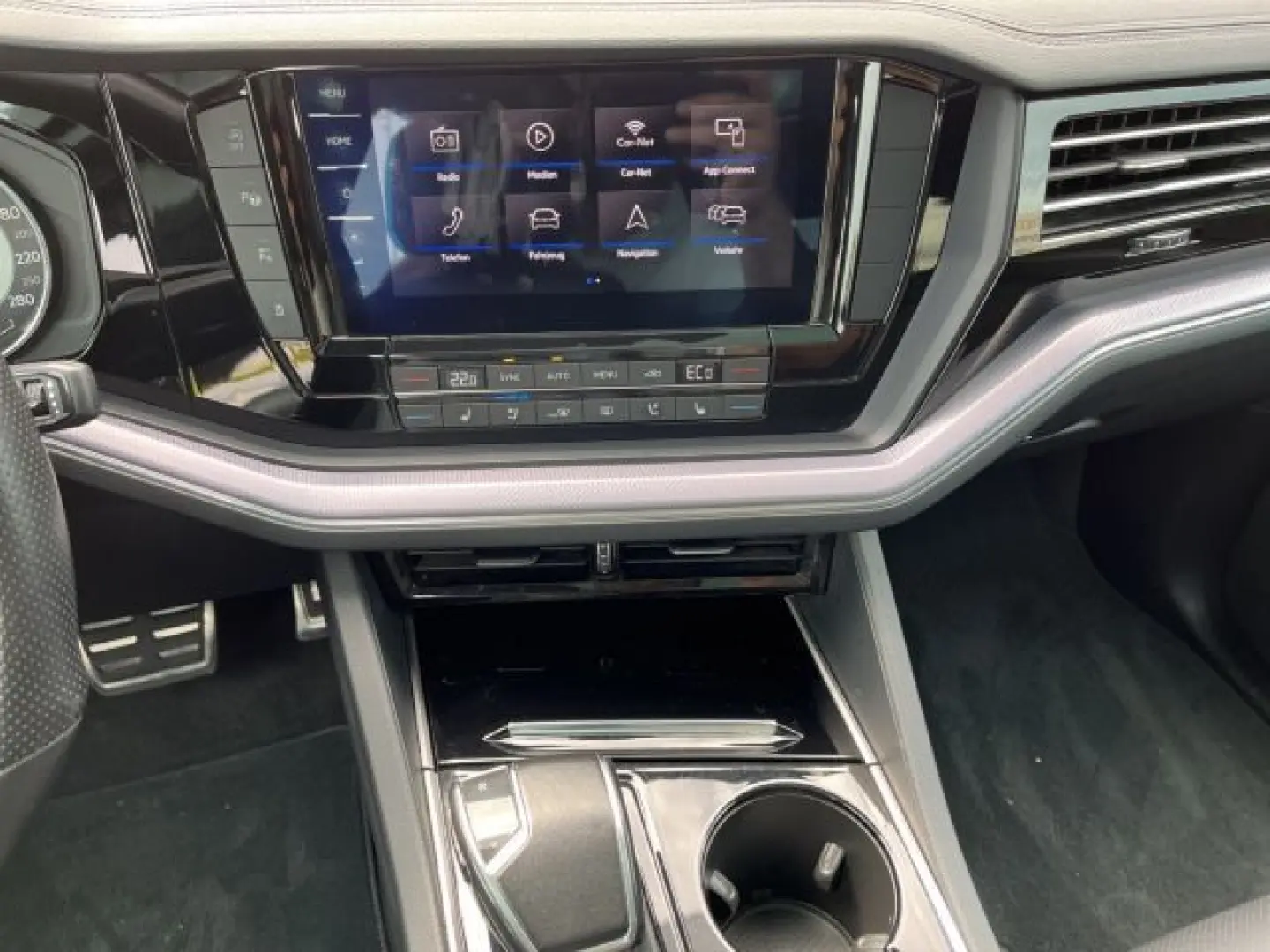 Touareg 3.0 TDI R-Line AHK+Pano