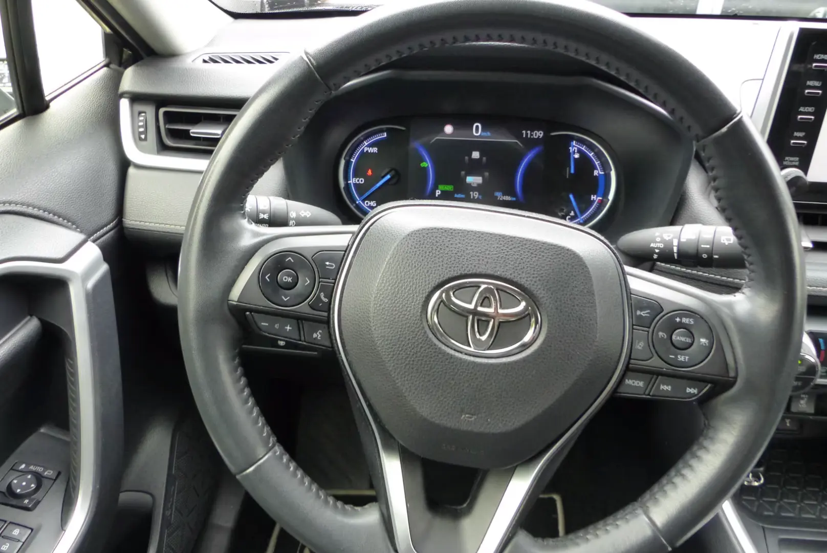 Toyota RAV4 Hybrid 4x4 Aut. Leder App Kamera DAB