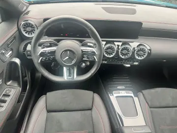 CLA 35 AMG 4Matic*1.HD*AERO*7TKM*HYPERBLAU*360°