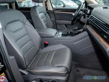 Touareg 3.0TDI Atmosph. MATRIX/AHK/NAVI/STANDHZG