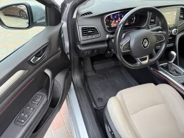 Renault Megane Blue dCi 116 EDC Intens