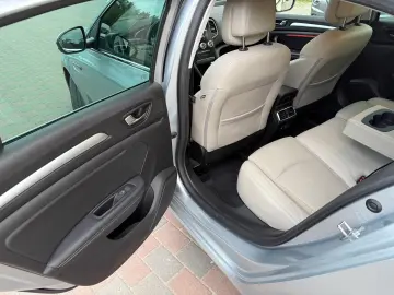 Renault Megane Blue dCi 116 EDC Intens