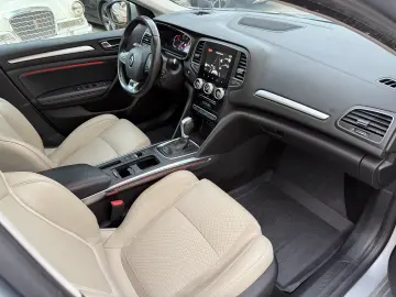 Renault Megane Blue dCi 116 EDC Intens