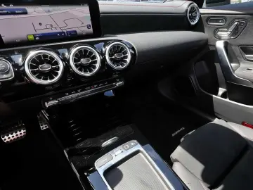 CLA 200 d Coupé AMG PANO+BURMESTER+MEMORY+360°