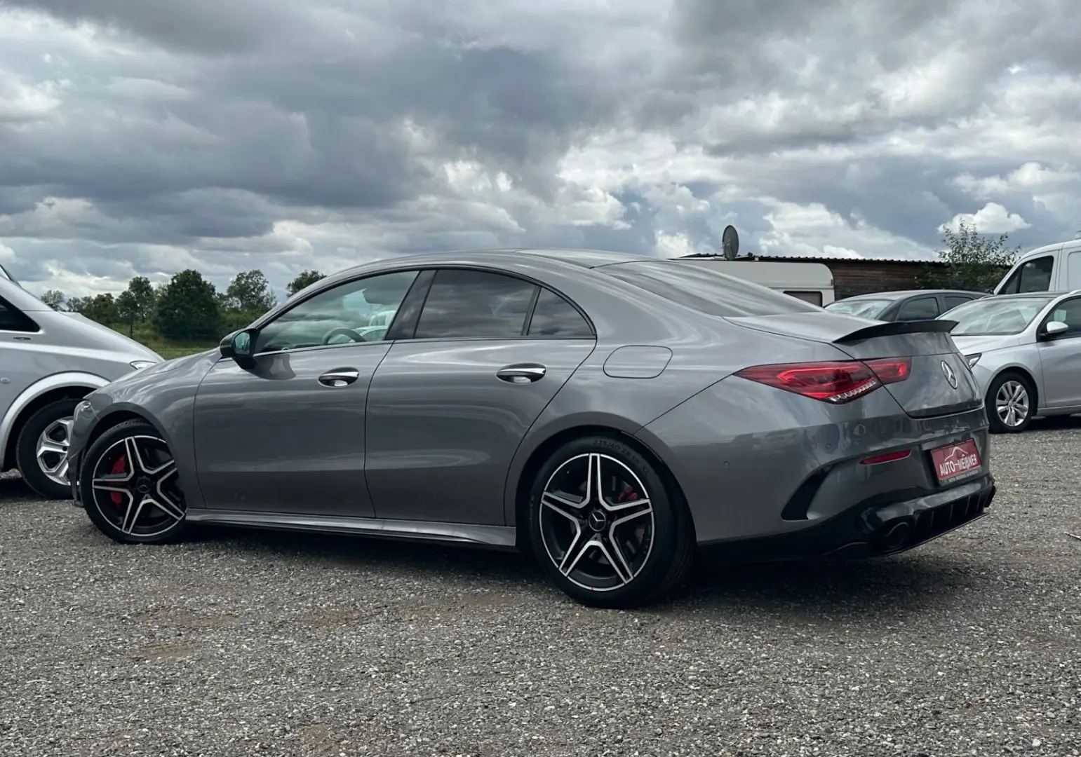 CLA 35 AMG 4Matic * Leder * Navi * Panoramadach