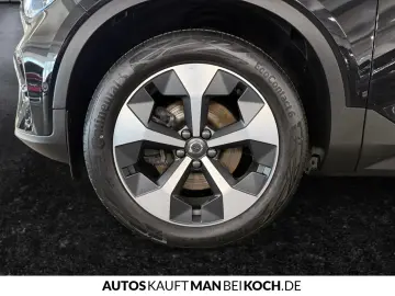 XC40 B4 2WD Plus Dark ACC AHK BLIS H/K 360° SHZ