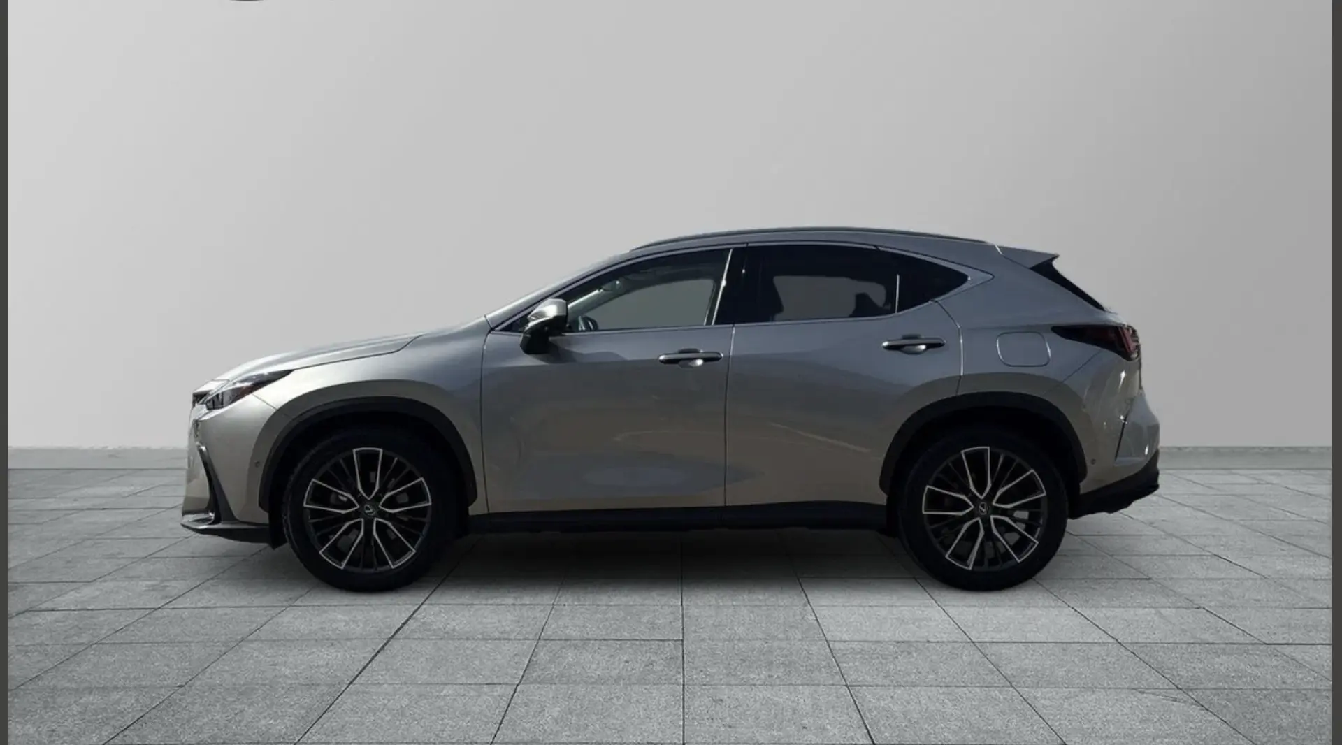 LEXUS NX 350h LUXURY