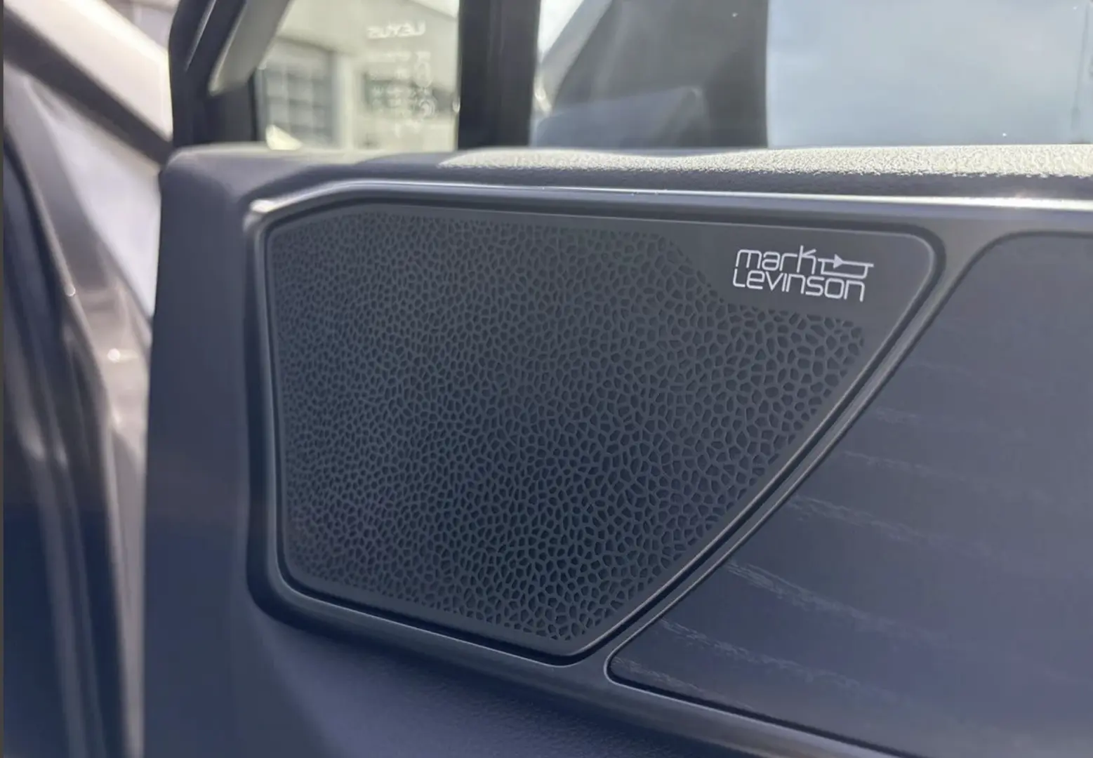 LEXUS NX 350h LUXURY