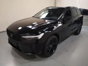 XC60 Plus Black Edition T8 21''LM Pano B&W HUD 3