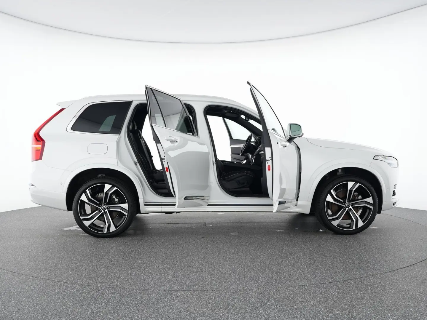 XC90 T8 Recharge AWD Plus Bright 22