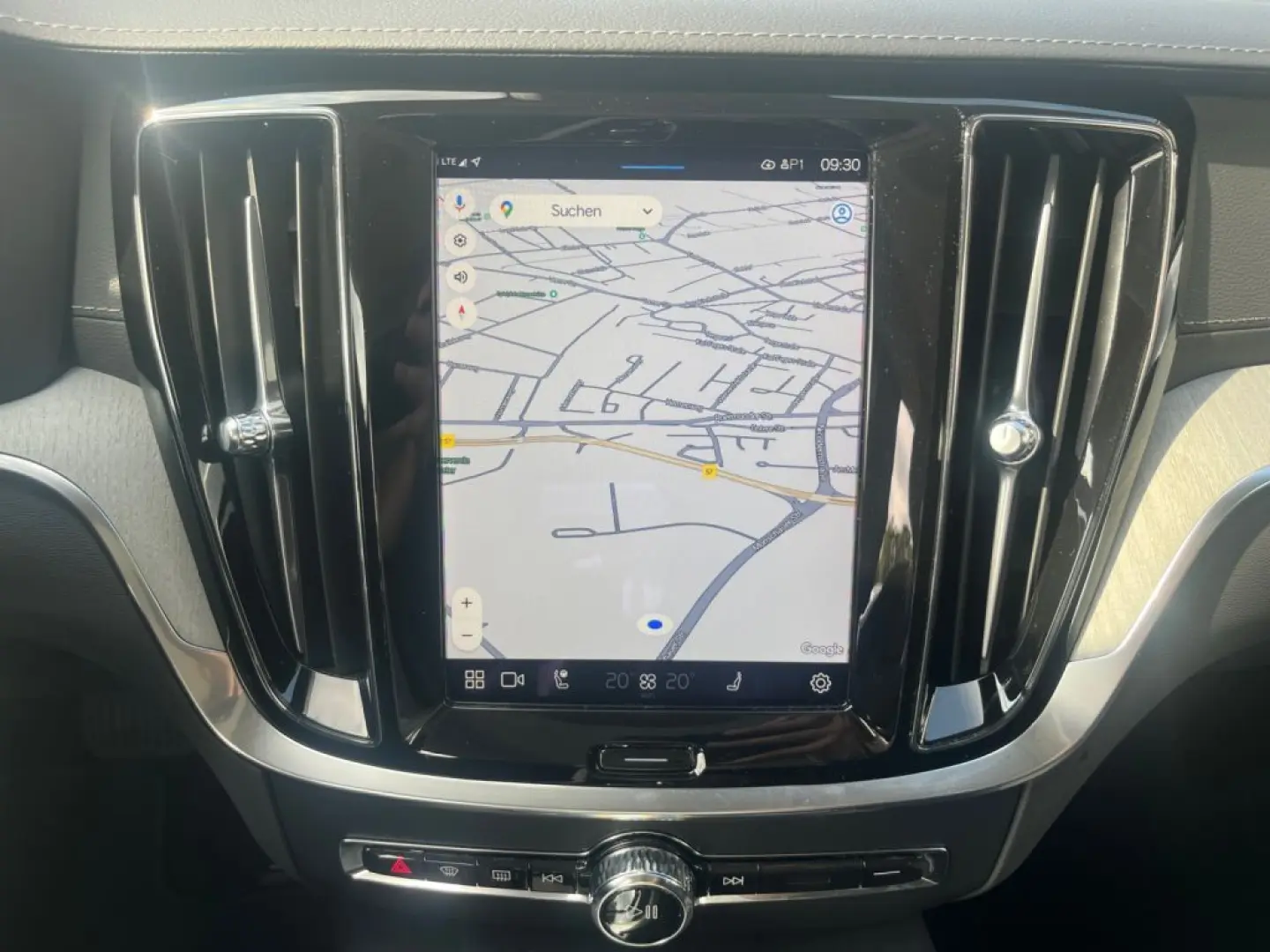 S60 T8 Recharge AWD Ultimate Dark 360° Bowers &