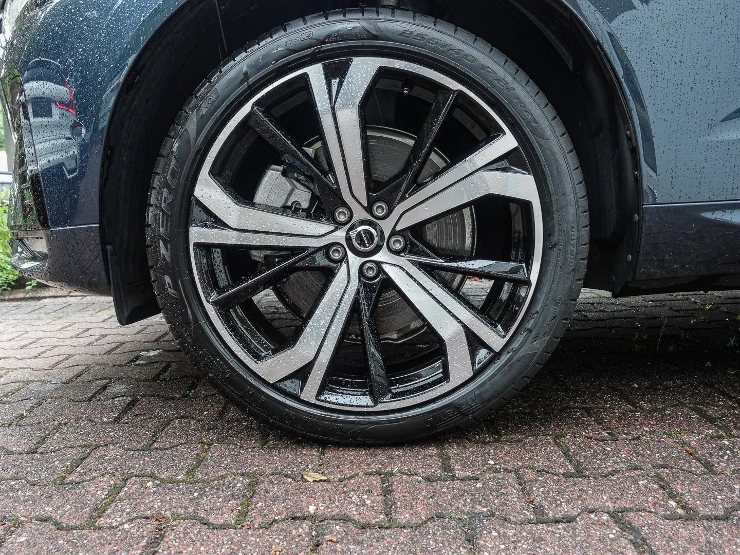 XC60 Ultra Dark AWD B5 Benzin EU6e HUD AD digita