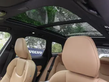 XC60 Ultra Dark AWD B5 Benzin EU6e HUD AD digita