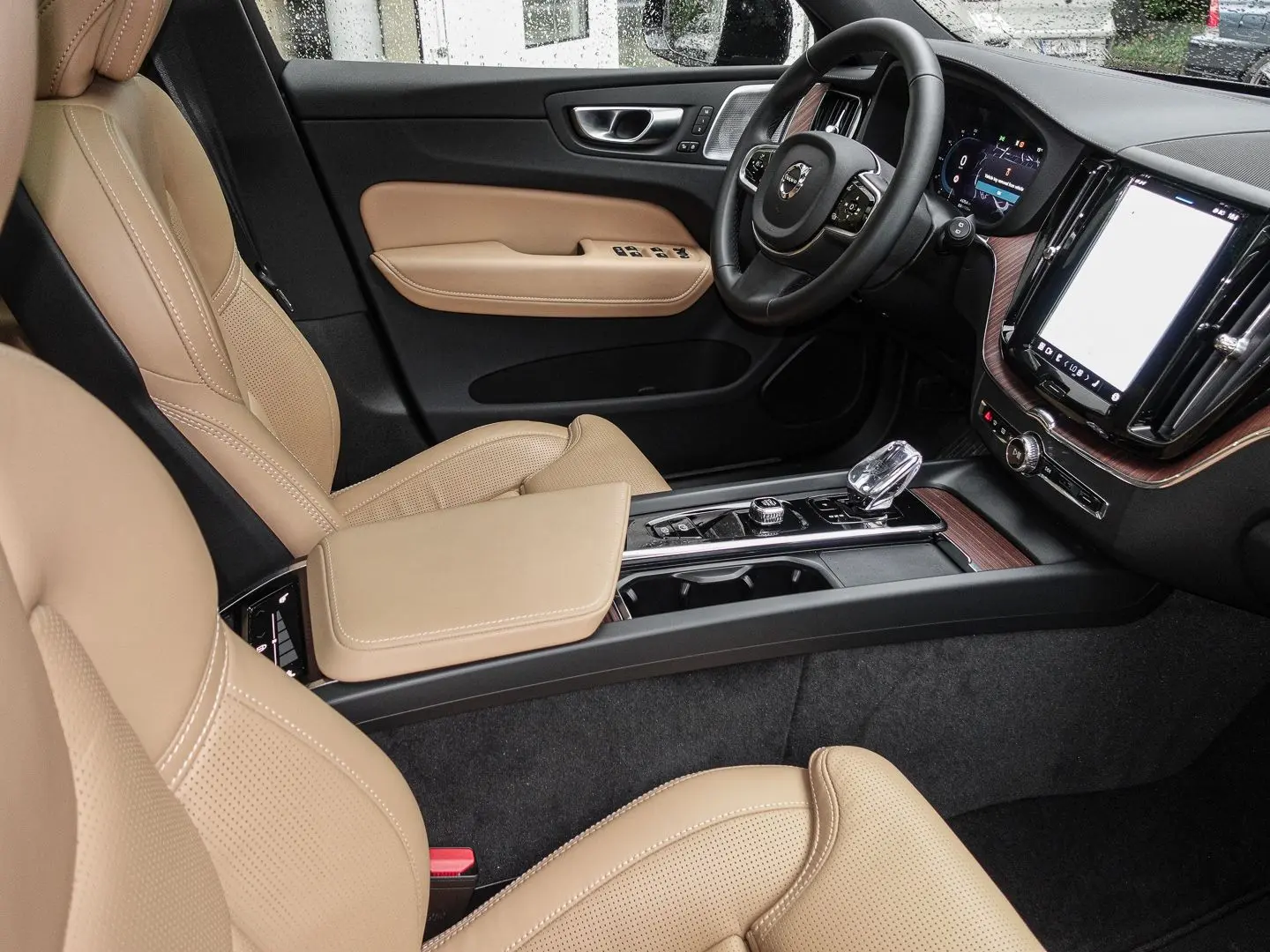 XC60 Ultra Dark AWD B5 Benzin EU6e HUD AD digita