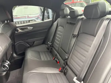 Giulia Competizione Q4
