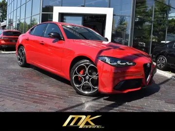 Giulia VELOCE Q4*MATRIX*ACC*CARPLAY*F1*H&K SOUND