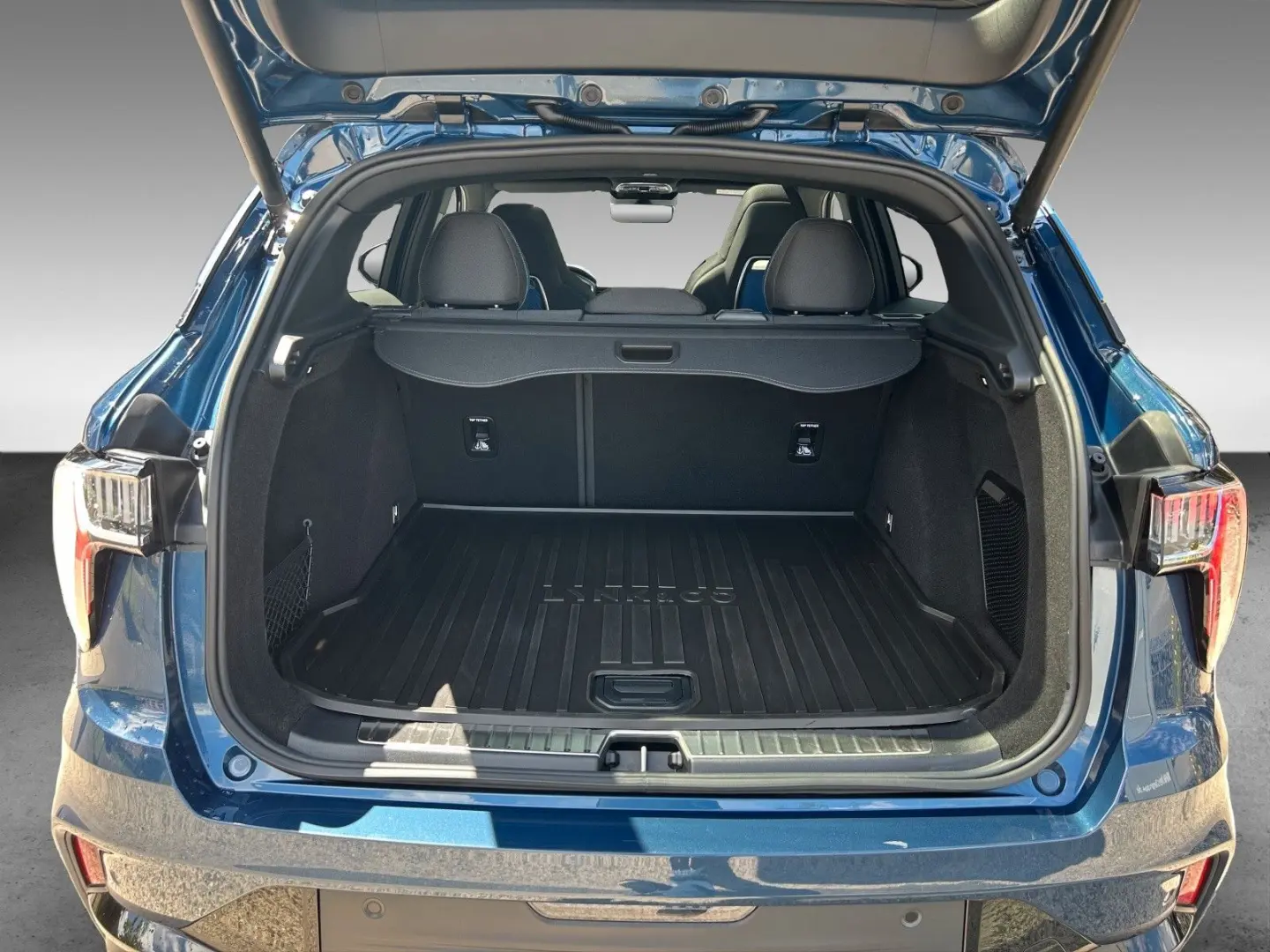 01 1.5TD PHEV DCTH+Panodach+360°+Infinity Sound