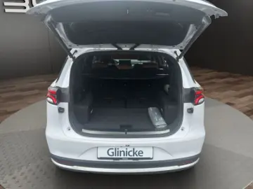 Tang AWD Flagship 86.4 kWh LED Pano Navi 7 Sitze