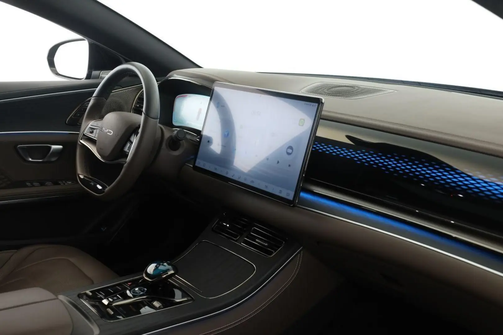 HAN 380 kW AWD Executive LED Pan HUD DYN ICC 360