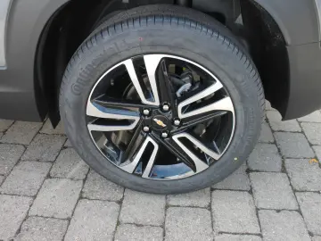 Trailblazer 1.3T Autom. Allrad LED 4xSHZ Spurha.