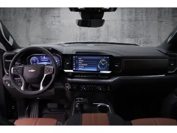 SILVERADO 1500 / HIGH COUNTRY / 6,2L / V8
