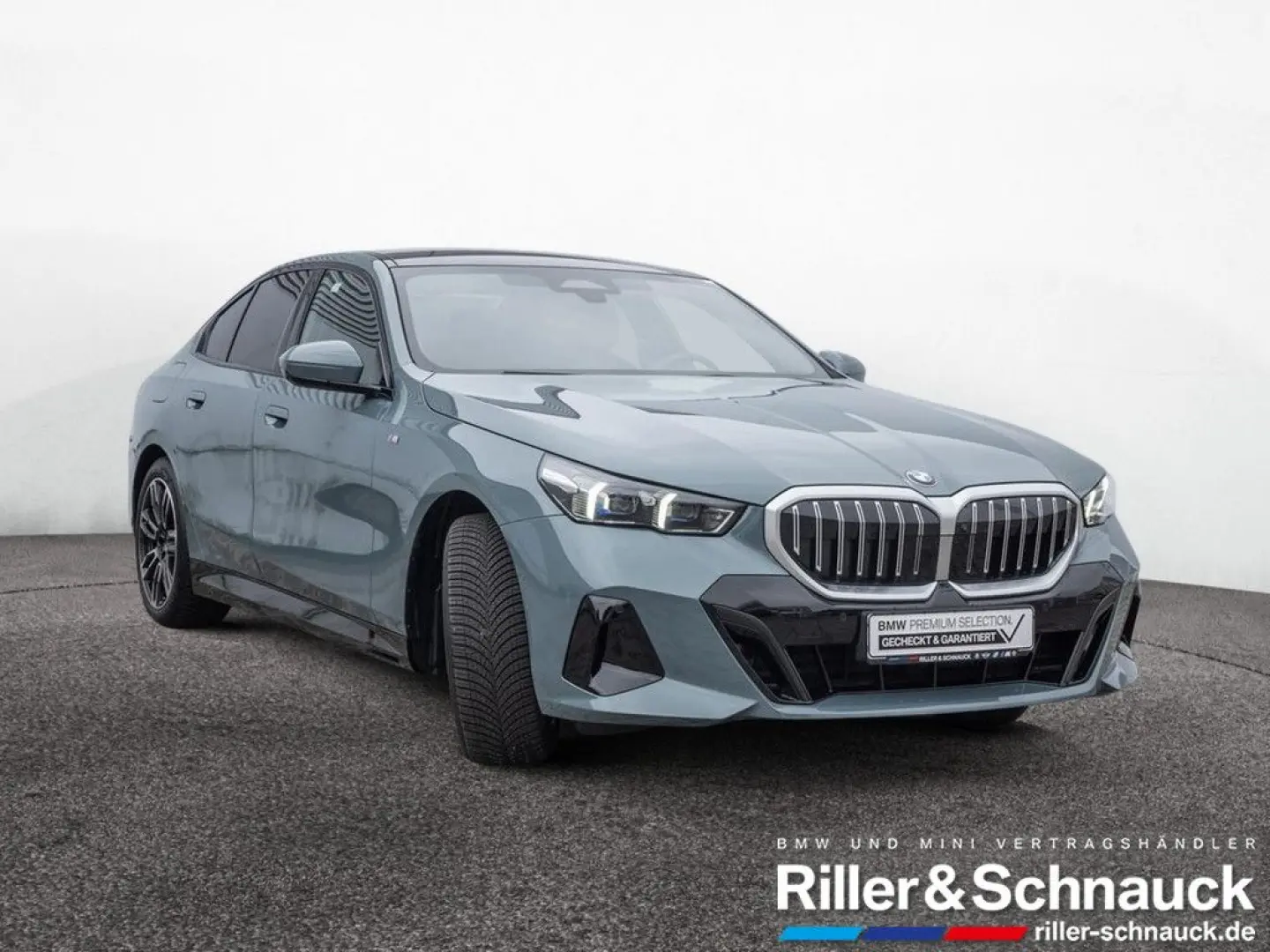 520i M-Sport PANO+STANDHZG+AHK+HUD