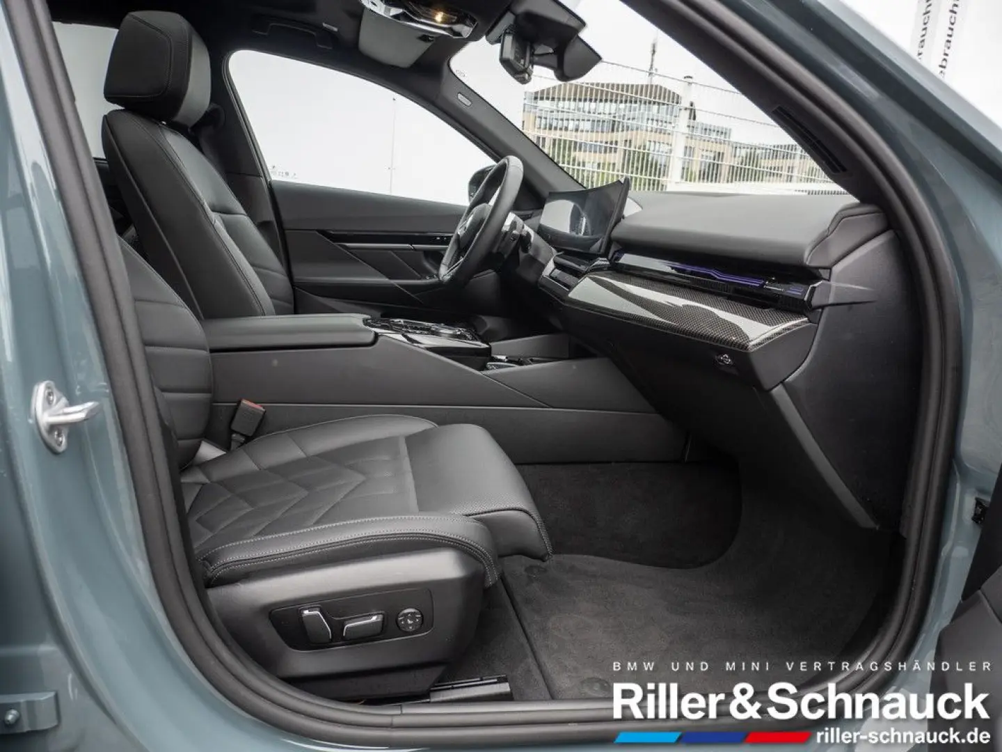 520i M-Sport PANO+STANDHZG+AHK+HUD