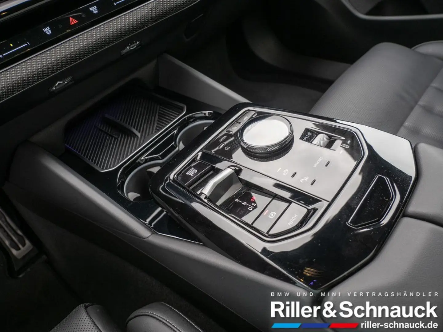 520i M-Sport PANO+STANDHZG+AHK+HUD