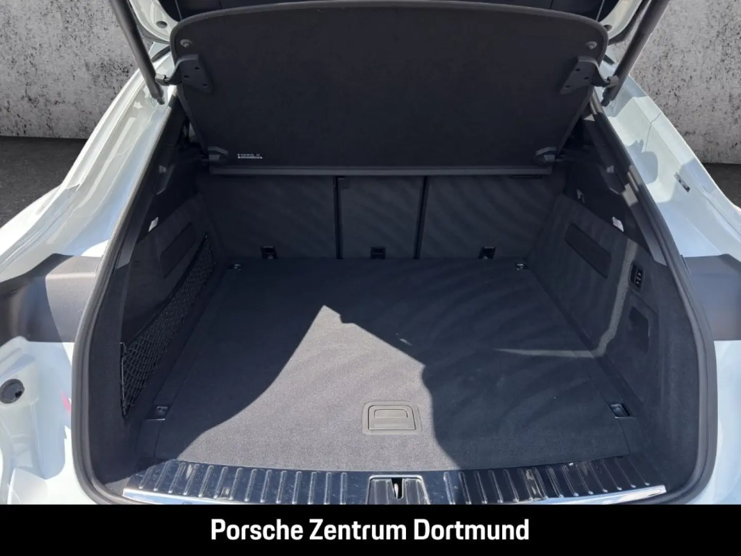 Cayenne E-Hybrid Coupe Surround-View LED-Matrix