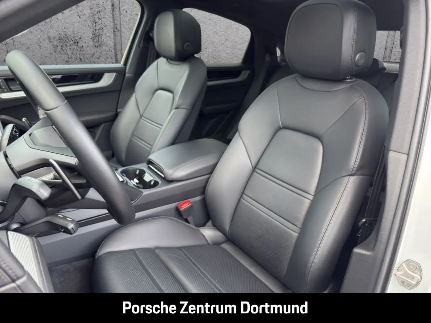 Cayenne E-Hybrid Coupe Surround-View LED-Matrix