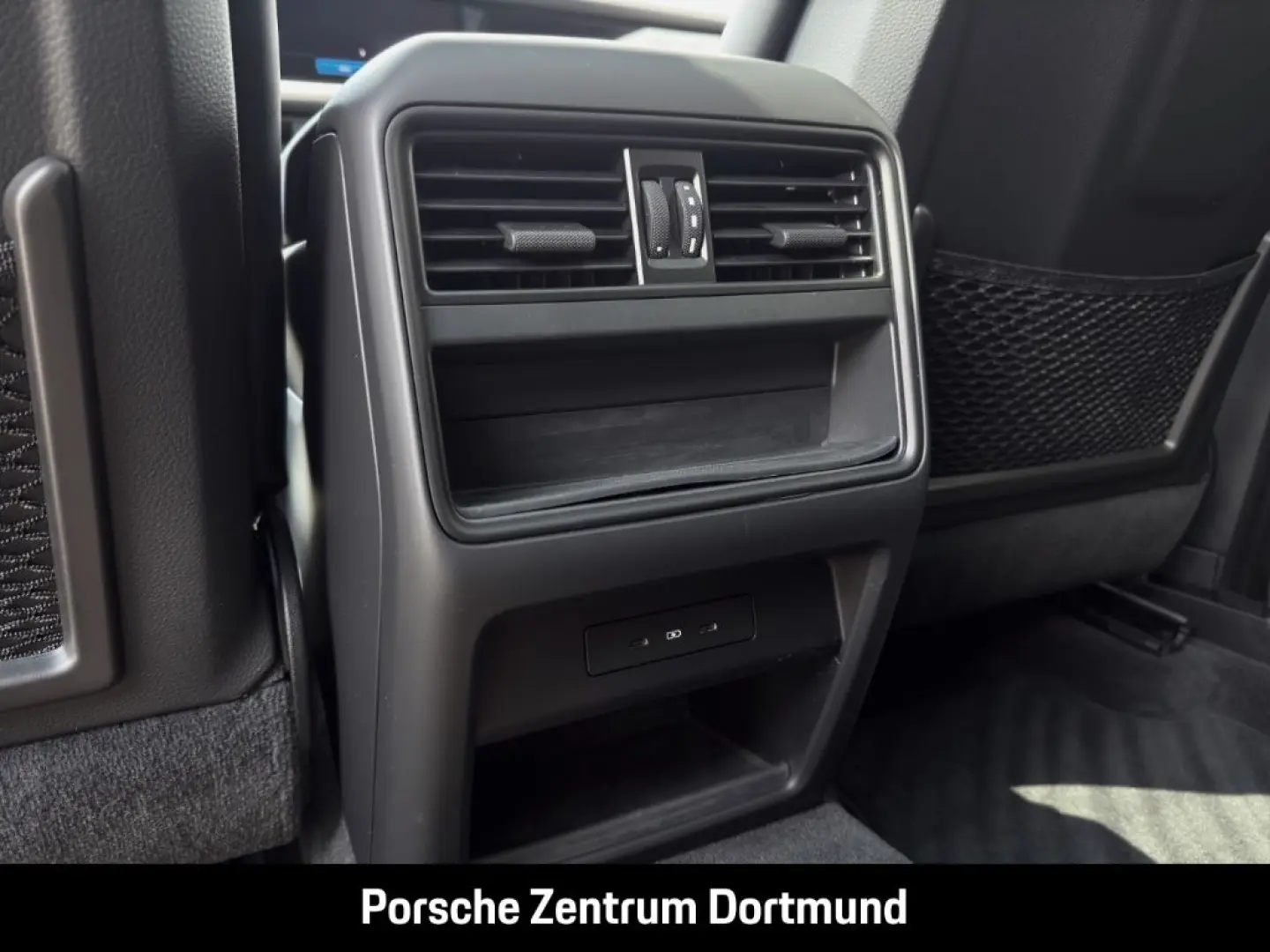 Cayenne E-Hybrid Coupe Surround-View LED-Matrix