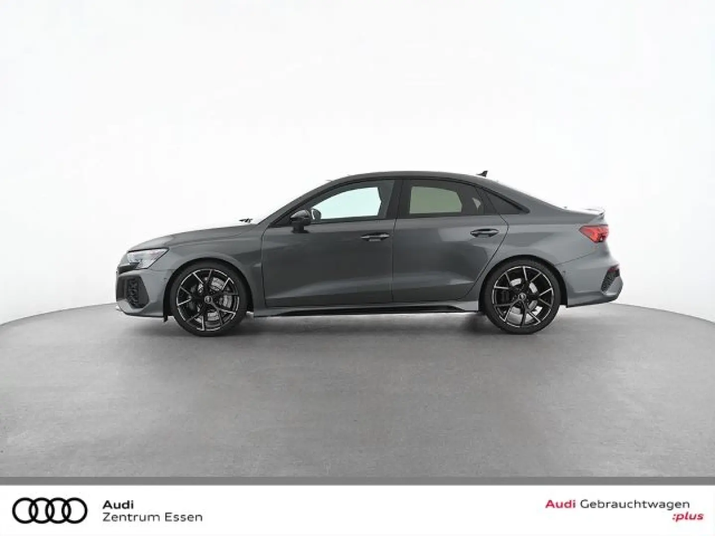 RS3 Lim. 2.5 TFSI quattro S-TRONIC B&O PANO   NA