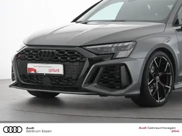 RS3 Lim. 2.5 TFSI quattro S-TRONIC B&O PANO   NA