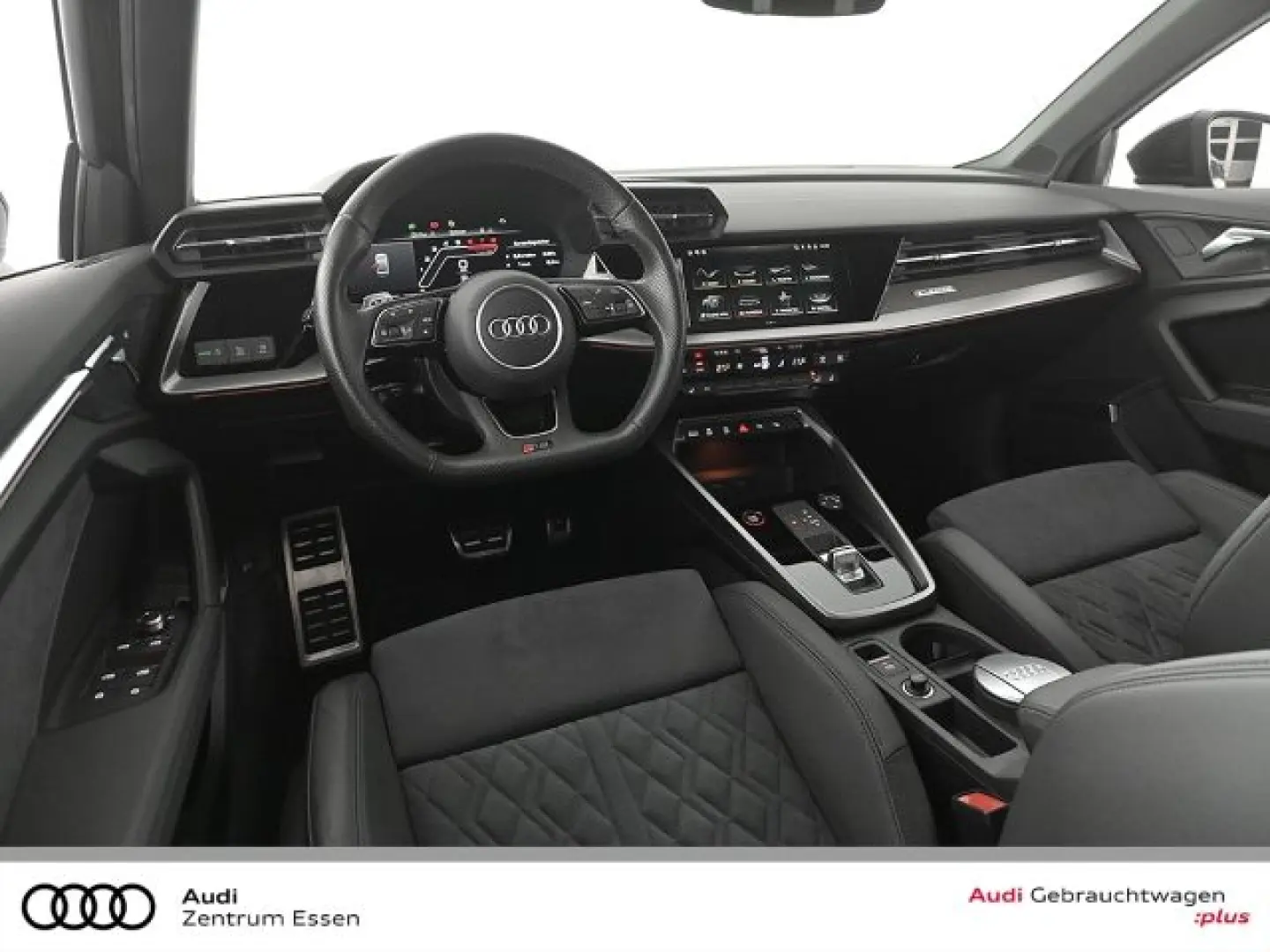 RS3 Lim. 2.5 TFSI quattro S-TRONIC B&O PANO   NA