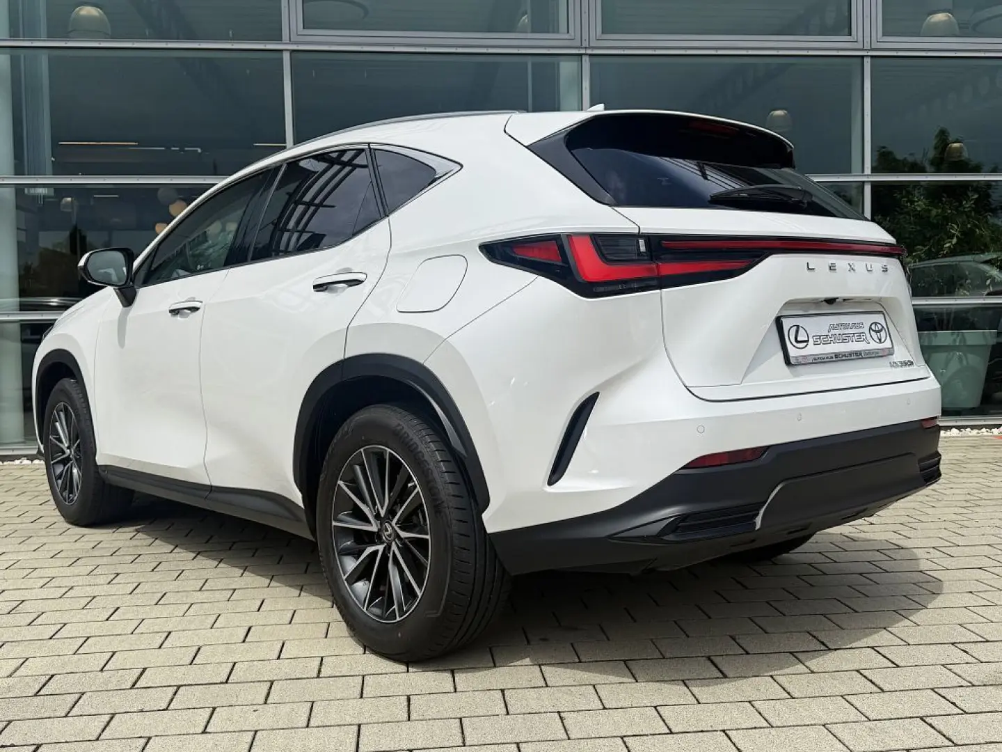 NX 350h Executive Line