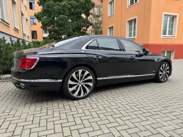 Flying Spur V8 Mulliner/Rotating/RearTV/DynamicR