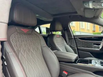 Flying Spur V8 Mulliner/Rotating/RearTV/DynamicR