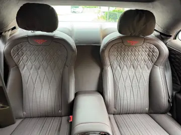Flying Spur V8 Mulliner/Rotating/RearTV/DynamicR